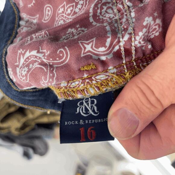 Rock & Republic Jean Shorts Womens 16 Blue Hula Denim Cut Off Distressed EUC - Picture 6 of 7